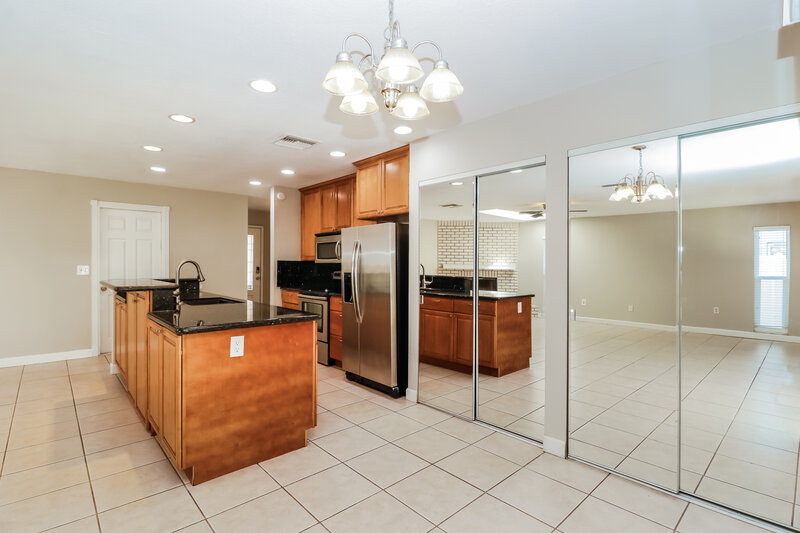 4,690/Mo, 1701 E Orangeside Rd Palm Harbor, FL 34683 Dining Room View