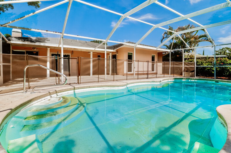 4,690/Mo, 1701 E Orangeside Rd Palm Harbor, FL 34683 Rear View