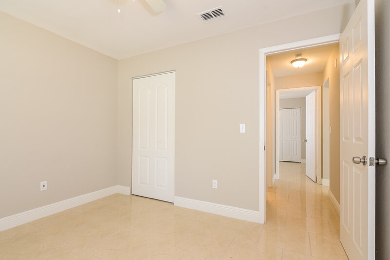 1,950/Mo, 3664 Lake Saint George Dr Palm Harbor, FL 34684 Bedroom View