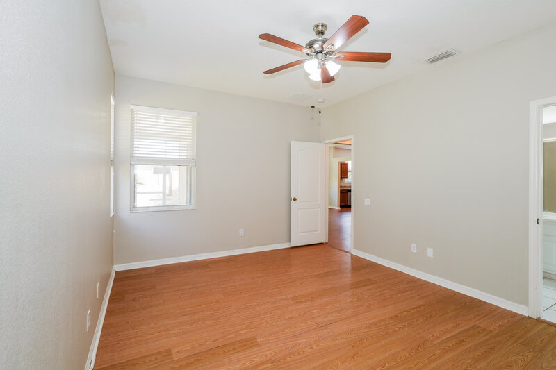 2,670/Mo, 5519 Terrain de Golf Dr Lutz, FL 33558 Main Bedroom View 2