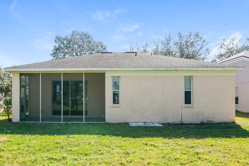 2,670/Mo, 5519 Terrain de Golf Dr Lutz, FL 33558 Rear View