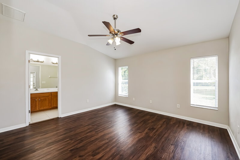 2,035/Mo, 12644 White Bluff Rd Hudson, FL 34669 Main Bedroom View