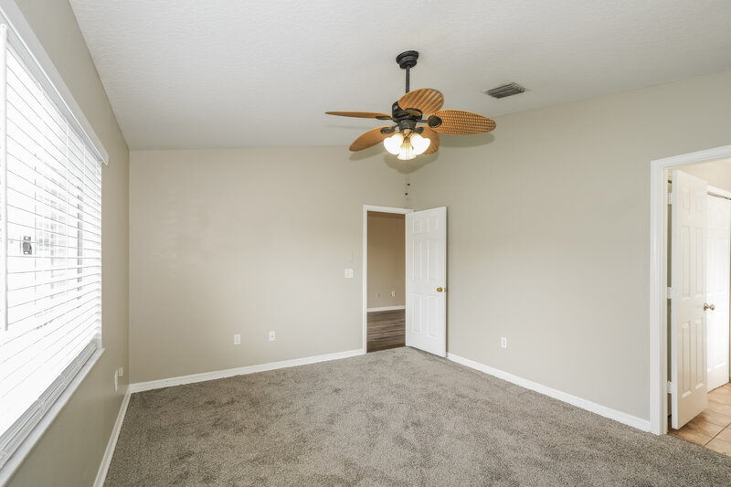 2,050/Mo, 30932 Midtown Ct Wesley Chapel, FL 33545 Main Bedroom View