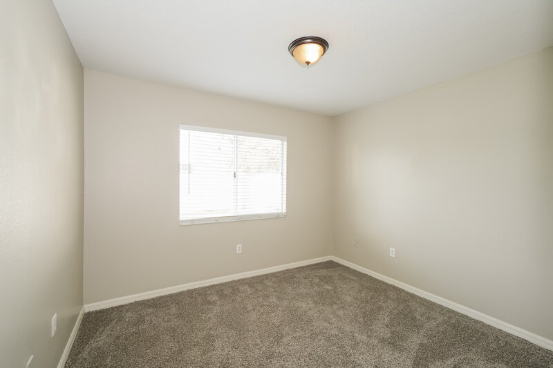 2,050/Mo, 30932 Midtown Ct Wesley Chapel, FL 33545 Bedroom View