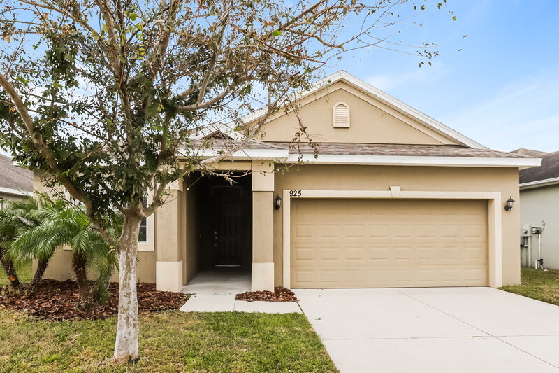 1,980/Mo, 925 Krenson Woods Rd Lakeland, FL 33813 External View