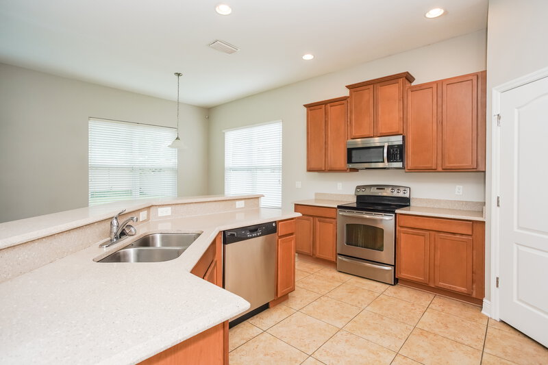 4,040/Mo, 206 Montara Dr Seffner, FL 33584 Misc View 4