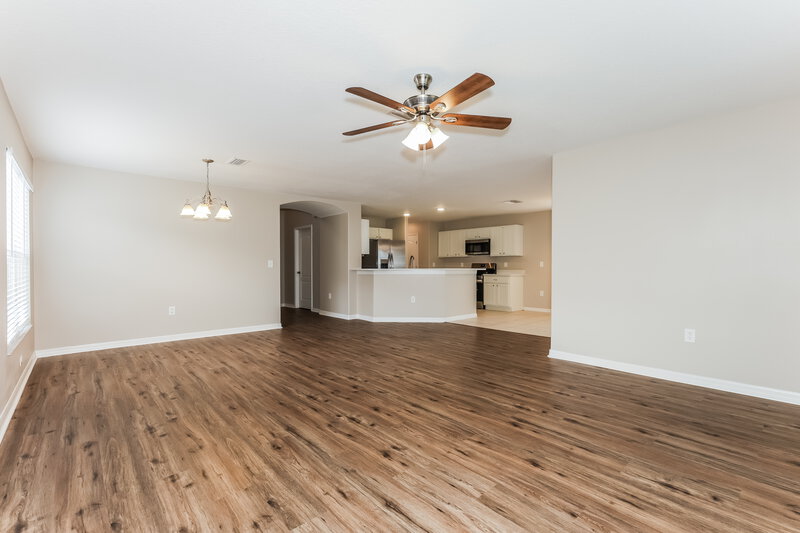 2,170/Mo, 10721 Shady Preserve Dr Riverview, FL 33579 Living Room View 2
