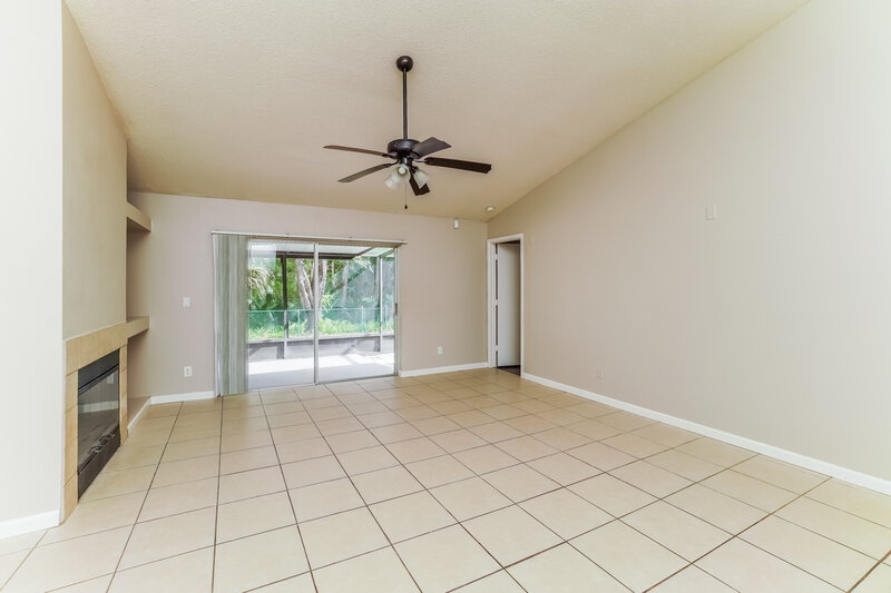 2,680/Mo, 11825 Snapdragon Rd Tampa, FL 33635 Living Room View 2