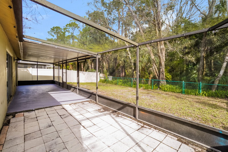 2,680/Mo, 11825 Snapdragon Rd Tampa, FL 33635 Sun Room View