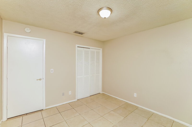2,680/Mo, 11825 Snapdragon Rd Tampa, FL 33635 Bedroom View