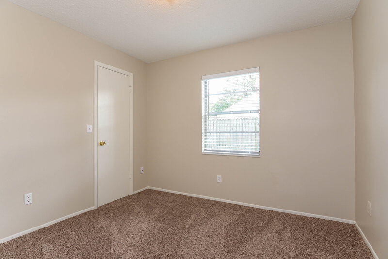 2,270/Mo, 1612 Baker Rd Lutz, FL 33559 Bedroom View 2