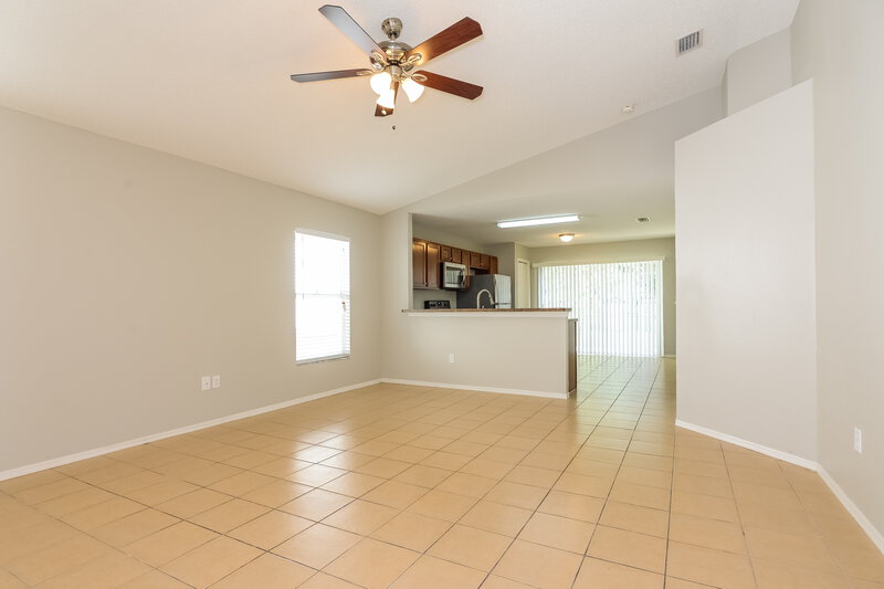 2,065/Mo, 8710 Morrison Oaks Ct Temple Terrace, FL 33637 Living Room View