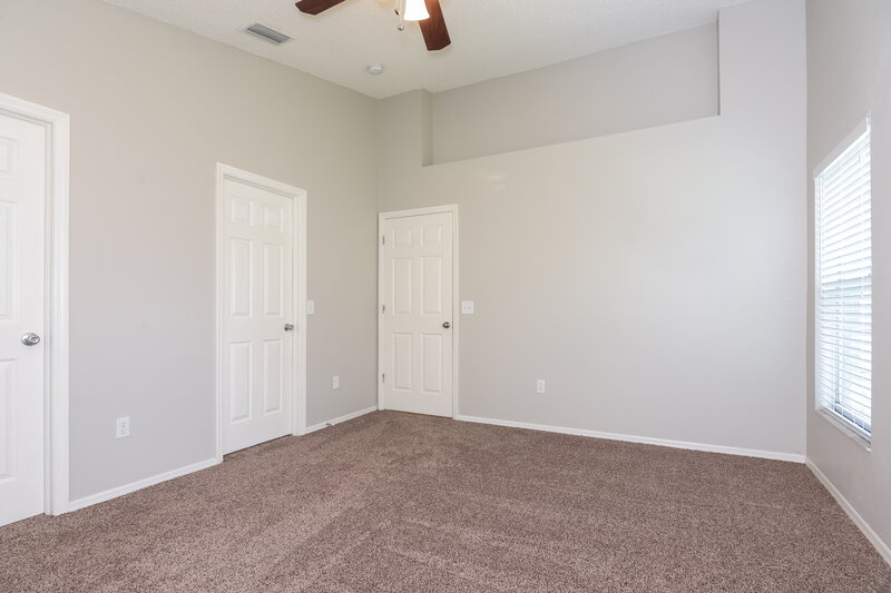 2,065/Mo, 8710 Morrison Oaks Ct Temple Terrace, FL 33637 Master Bedroom View 2