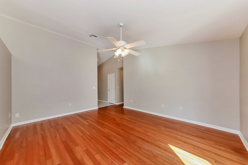 1,775/Mo, 208 Lookout Dr Apollo Beach, FL 33572 Living Room View