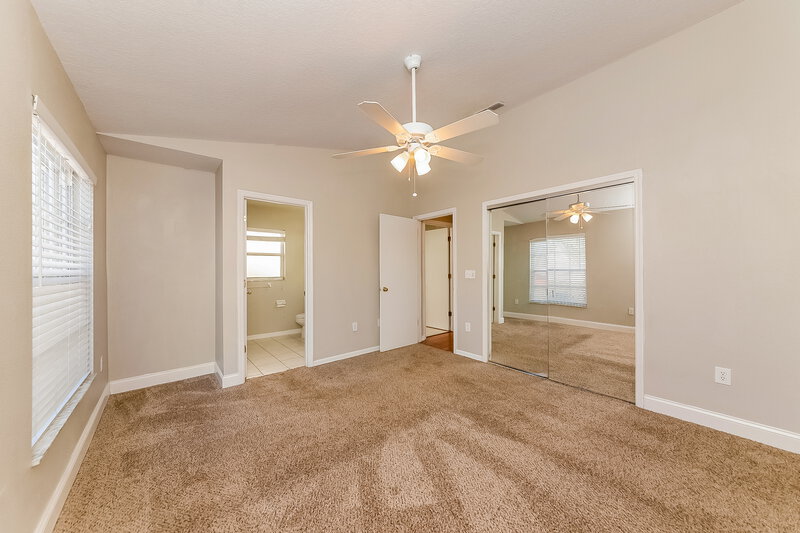 1,775/Mo, 208 Lookout Dr Apollo Beach, FL 33572 Main Bedroom View 2