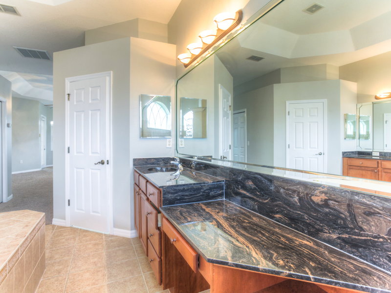 4,400/Mo, 3408 Misty View Dr Spring Hill, FL 34609 Master Bath View 2