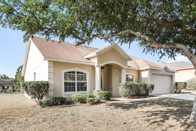 2,075/Mo, 3460 Stoneway Dr Lakeland, FL 33812 Front View