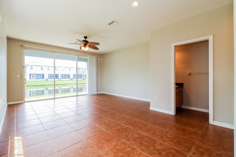 3,670/Mo, 6127 Parkside Meadow Dr Tampa, FL 33625 Living Room View