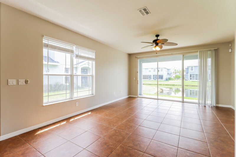 3,670/Mo, 6127 Parkside Meadow Dr Tampa, FL 33625 Living Room View 3