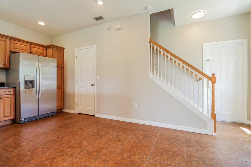 3,670/Mo, 6127 Parkside Meadow Dr Tampa, FL 33625 Kitchen View