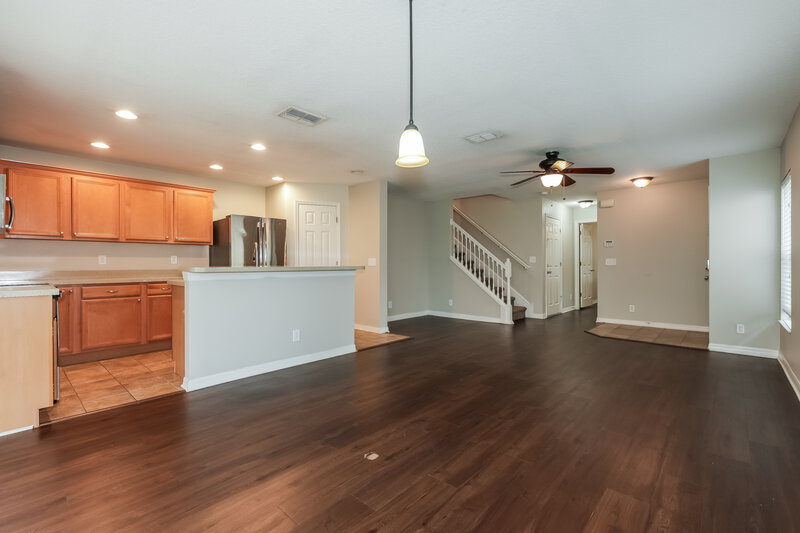 0/Mo, 3128 Royal Tuscan Ln Valrico, FL 33594 Dining Room View 2