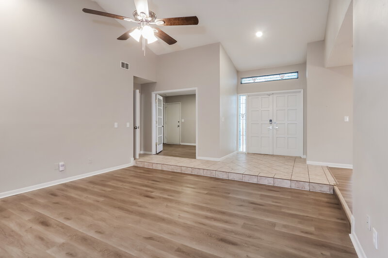 2,685/Mo, 11504 Robles del Rio Pl Temple Terrace, FL 33617 Living Room View
