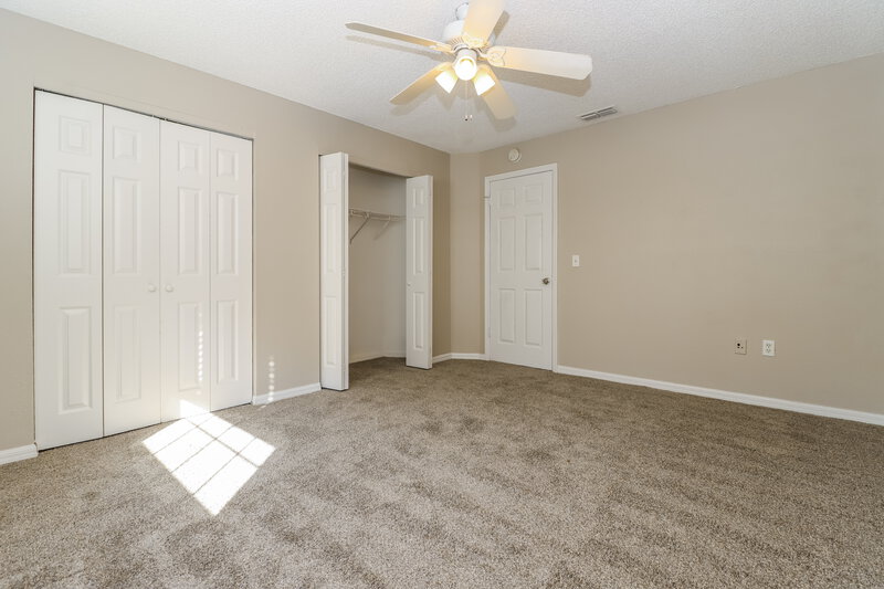 0/Mo, 4243 Tall Oak Ln New Port Richey, FL 34653 Bedroom View