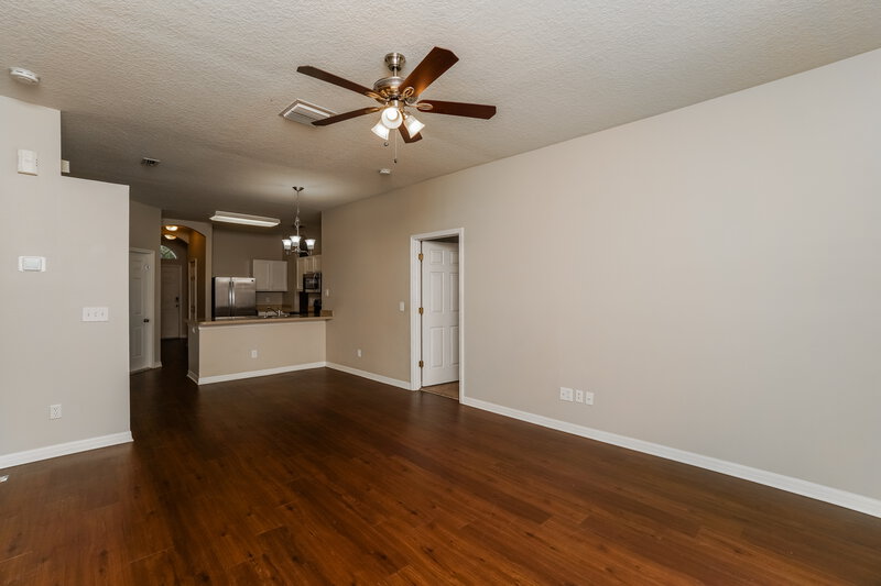 3,320/Mo, 13035 Haverhill Dr Spring Hill, FL 34609 Living Room View