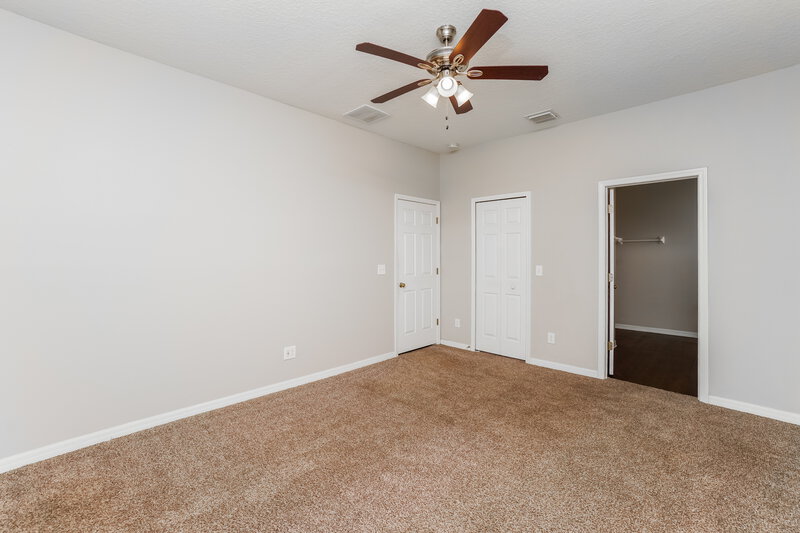 3,320/Mo, 13035 Haverhill Dr Spring Hill, FL 34609 Main Bedroom View