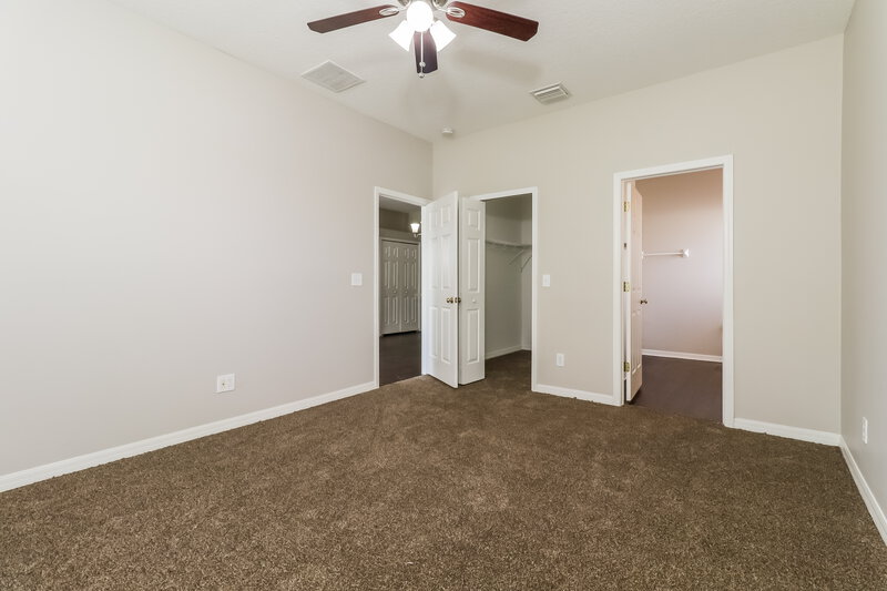 2,090/Mo, 13035 Haverhill Dr Spring Hill, FL 34609 Main Bedroom View