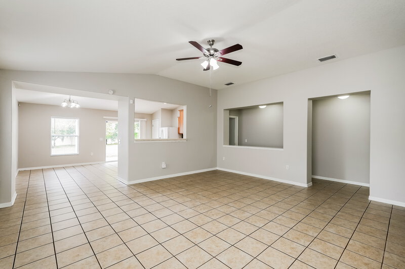 2,115/Mo, 10616 Dawns Light Dr Riverview, FL 33578 Living Room View