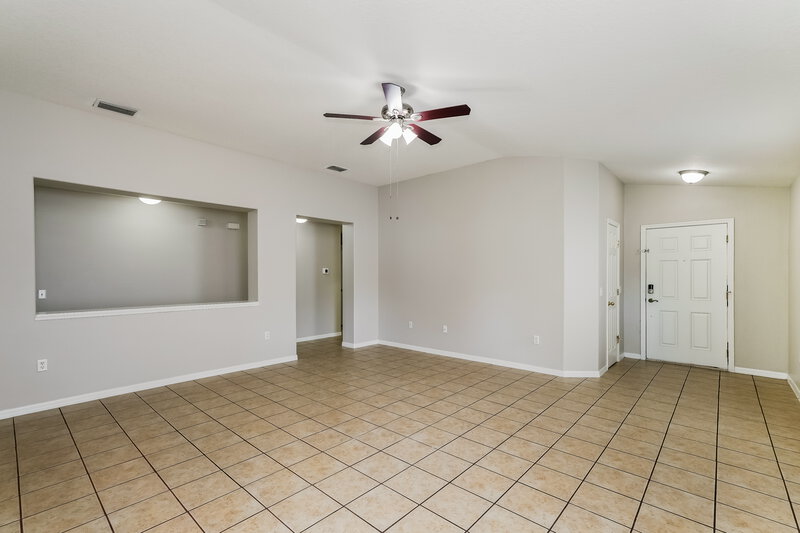 2,115/Mo, 10616 Dawns Light Dr Riverview, FL 33578 Living Room View 2