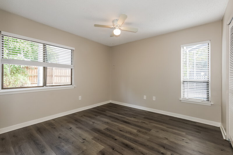 2,730/Mo, 40 Wicklow Cir Palm Harbor, FL 34683 Bedroom View