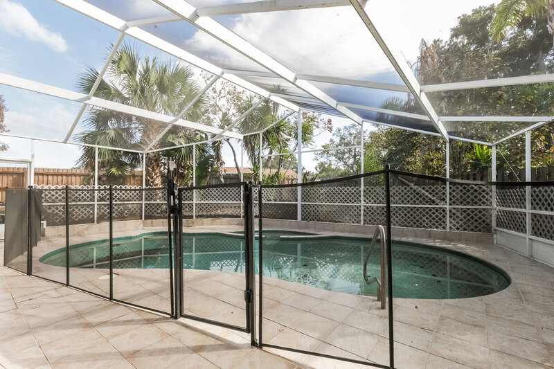 2,730/Mo, 40 Wicklow Cir Palm Harbor, FL 34683 Pool View