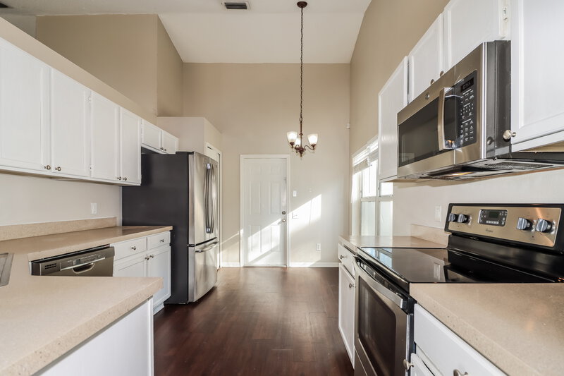 2,580/Mo, 11351 Calgary Cir Tampa, FL 33624 Kitchen View