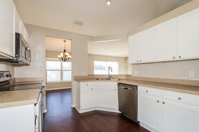 2,580/Mo, 11351 Calgary Cir Tampa, FL 33624 Kitchen View 2