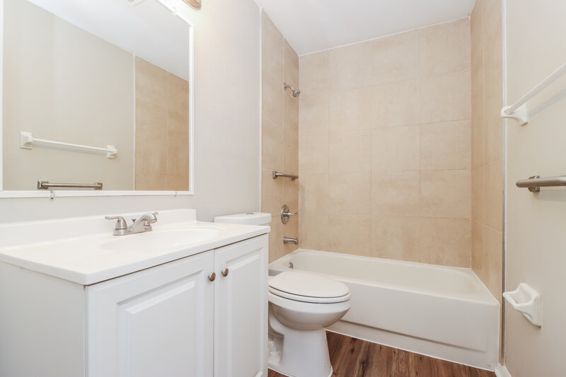 2,580/Mo, 11351 Calgary Cir Tampa, FL 33624 Bathroom View