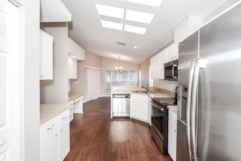 1,920/Mo, 10932 New Brighton Ct New Port Richey, FL 34654 Kitchen View 2