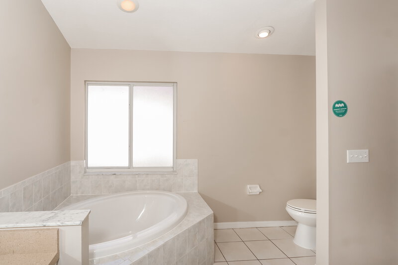 1,920/Mo, 10932 New Brighton Ct New Port Richey, FL 34654 Main Bathroom View 2