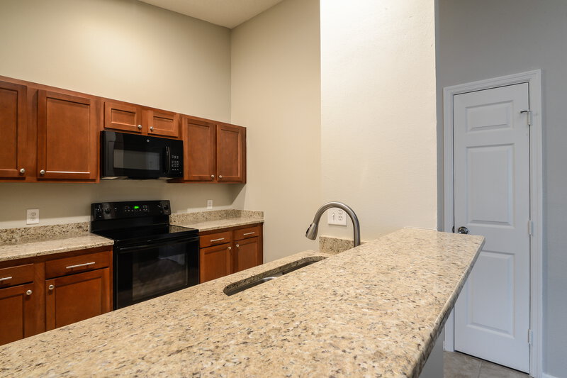 1,895/Mo, 10935 Livingston Dr New Port Richey, FL 34654 Kitchen View 2