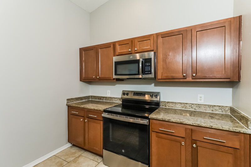 1,915/Mo, 10935 Livingston Dr New Port Richey, FL 34654 Kitchen View