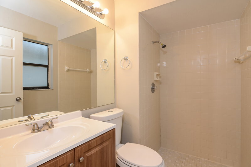 1,895/Mo, 10935 Livingston Dr New Port Richey, FL 34654 Master Bedroom View 2