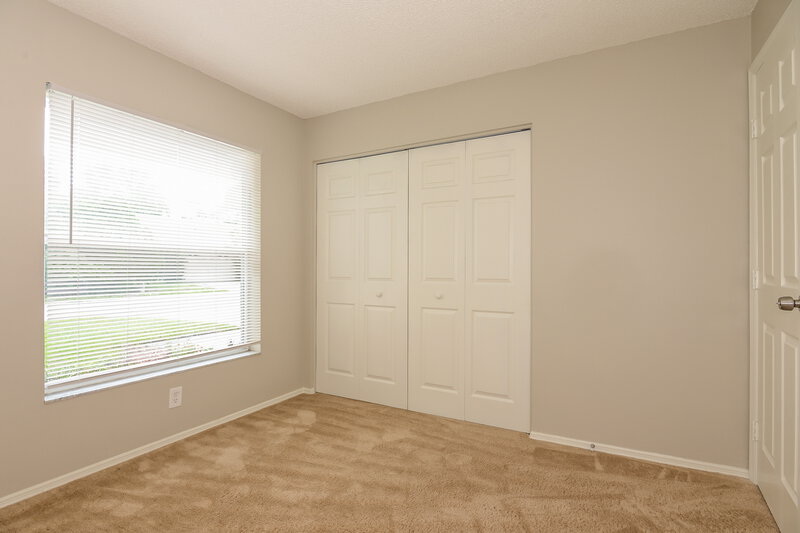 1,895/Mo, 10935 Livingston Dr New Port Richey, FL 34654 Bedroom View 2