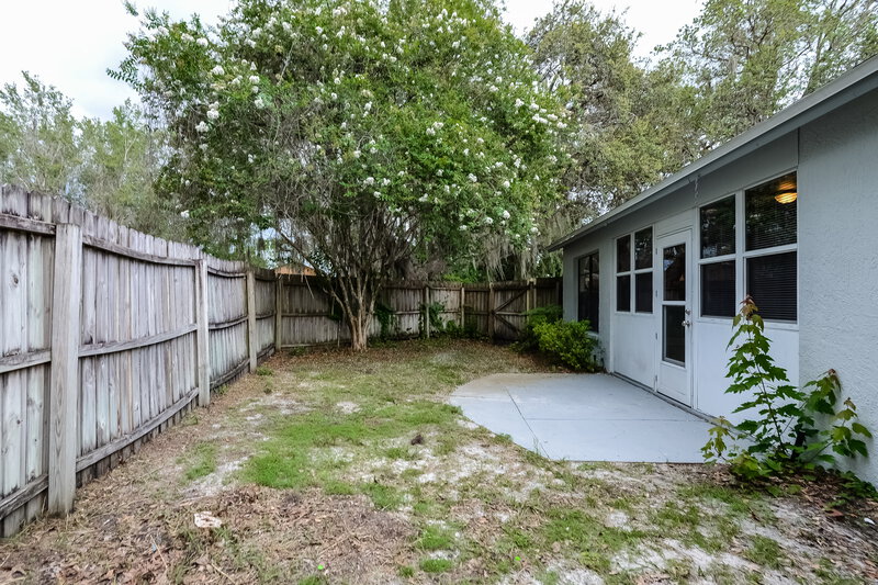 1,895/Mo, 10935 Livingston Dr New Port Richey, FL 34654 Rear View