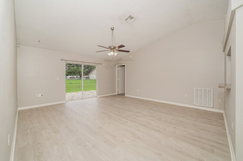 1,770/Mo, 7446 Briarbay Loop Lakeland, FL 33810 Living Room View