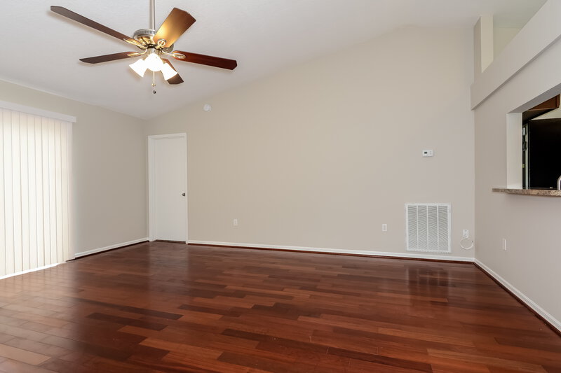 3,050/Mo, 7446 Briarbay Loop Lakeland, FL 33810 Living Room View 3