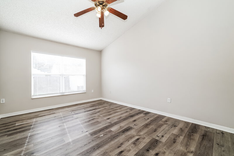 2,065/Mo, 6215 Cannoli Pl Riverview, FL 33578 Main Bedroom View