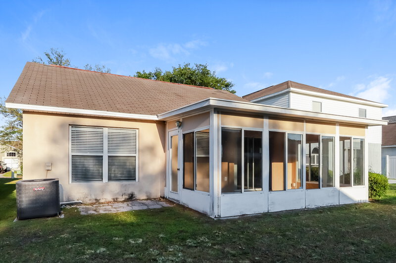 2,110/Mo, 6215 Cannoli Pl Riverview, FL 33578 Rear View