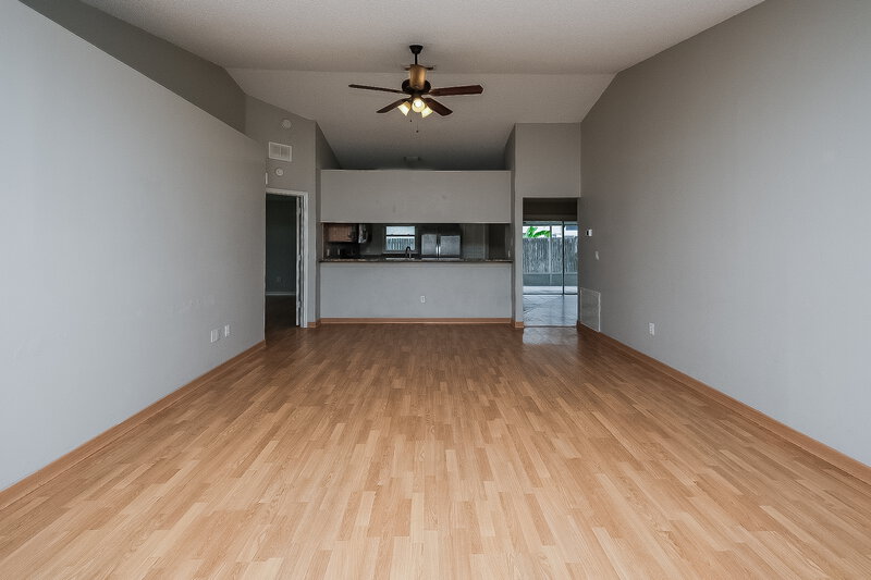 2,615/Mo, 1808 Rudder Dr Valrico, FL 33594 Living Room View