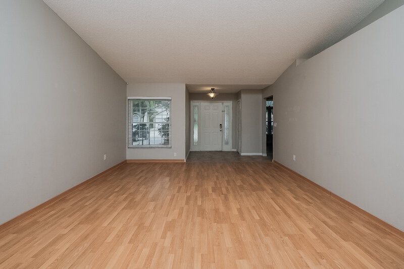 2,615/Mo, 1808 Rudder Dr Valrico, FL 33594 Living Room View 2